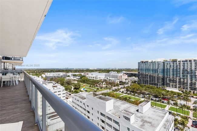 2007 - 101 20 Th St, Condo with 2 bedrooms, 2 bathrooms and null parking in Miami Beach FL | Image 21