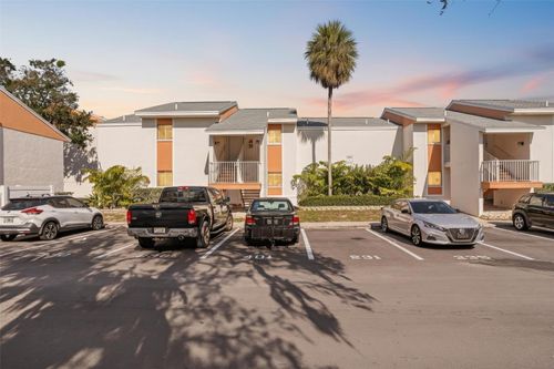 apt-102-511 99th Ave N, ST PETERSBURG, FL, 33702-2234 | Card Image