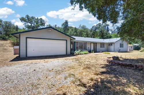 33072 Black Mountain Rd, Tollhouse, CA, 93667-9626 | Card Image