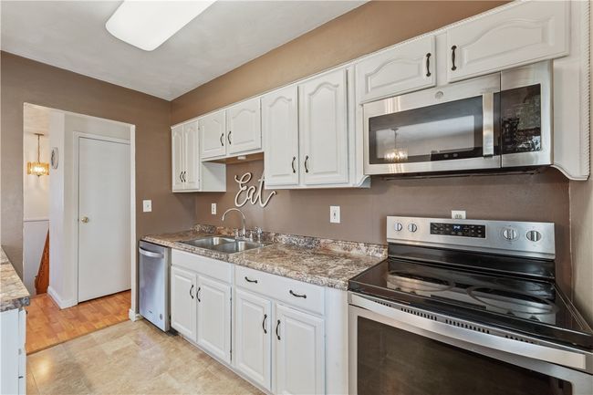 505 Park Ave, House other with 3 bedrooms, 2 bathrooms and null parking in Scottdale PA | Image 15