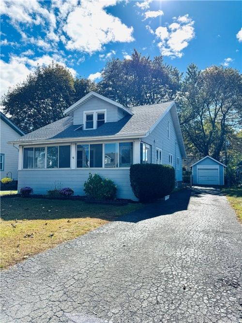 9 Rudman Rd, Irondequoit, NY, 14622-2239 | Card Image