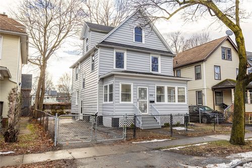 255 Melville St, Rochester, NY, 14609-5226 | Card Image