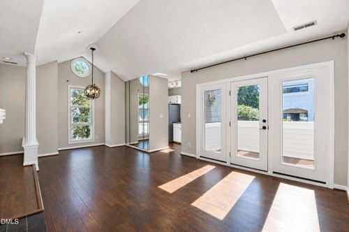 306-1021 Brighthurst Dr, Raleigh, NC, 27605-1271 | Card Image