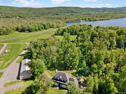 30 Airport Rd, Warwick, NY, 10990-3442 | Card Image