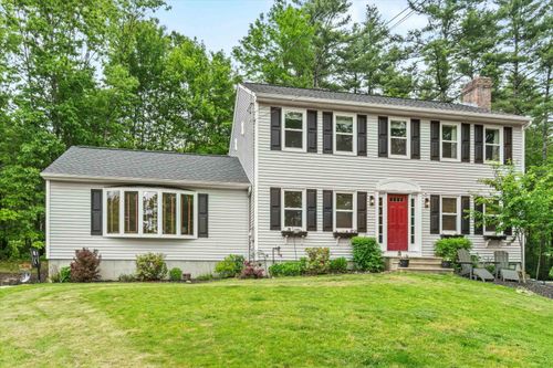 44 Juniper Dr, Goffstown, NH, 03045-2938 | Card Image