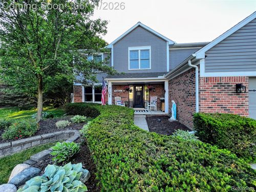 9158 Trillium Ln, Plymouth, MI, 48170-3584 | Card Image