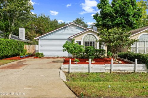 1105 Hibiscus St, Atlantic Beach, FL, 32233-2651 | Card Image