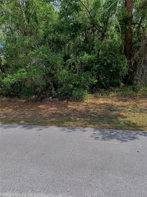 3441 Sandlor Dr, DELTONA, FL, 32738-9245 | Card Image