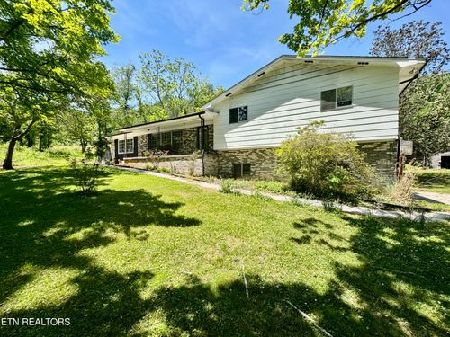 132 Lanes Bluff Rd, Clinton, TN, 37716 | Card Image