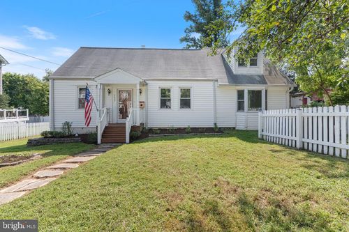 4023 Poplar St, FAIRFAX, VA, 22030-5231 | Card Image
