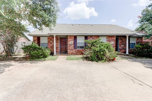 914 Sun Meadow St, College Station, TX, 77845-7292 | Card Image