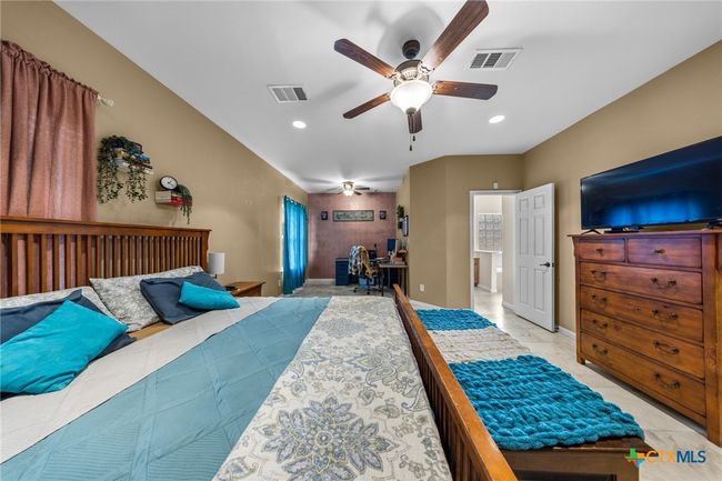1901 Deer Field Way, House other with 4 bedrooms, 3 bathrooms and null parking in Harker Heights TX | Image 25