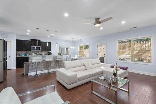 2040 Harvest Ridge Cir, Buford, GA, 30519-7359 | Card Image