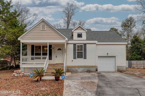 1525 Parmele Dr, Wilmington, NC, 28401-6605 | Card Image
