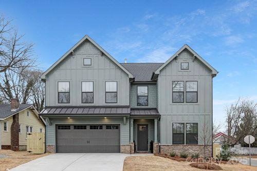 600 Campus St, Charlotte, NC, 28216-5310 | Card Image