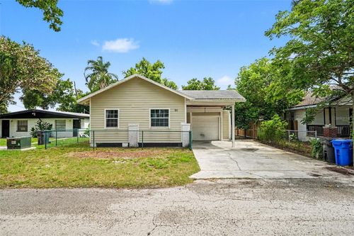 911 E 123rd Ave, TAMPA, FL, 33612-3543 | Card Image