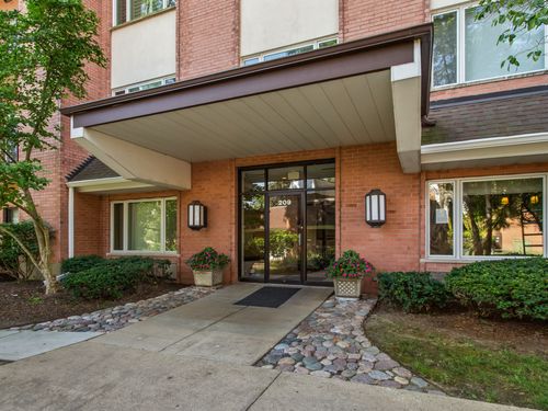 apt-403-209 Rivershire Ln, Lincolnshire, IL, 60069-3820 | Card Image