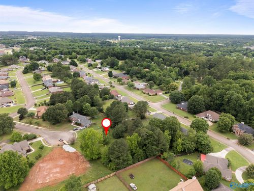 105 Glenhaven Ct, Harvest, AL, 35749-9127 | Card Image