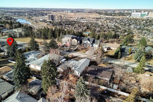 75 Wildwood Dr Sw, Calgary, AB, T3C3C6 | Card Image