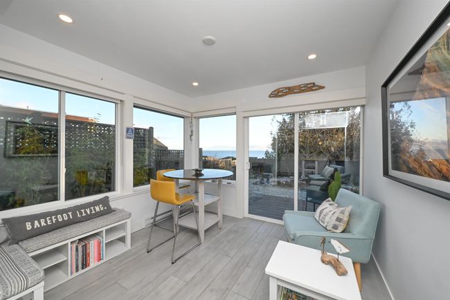 6251 Oracle Rd, House other with 3 bedrooms, 2 bathrooms and null parking in Sechelt BC | Image 14