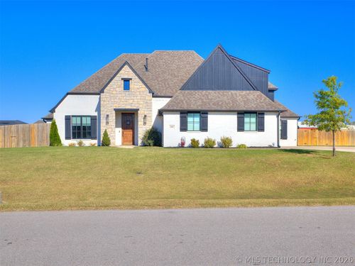 15907 E 106th Pl N, Owasso, OK, 74055-6020 | Card Image