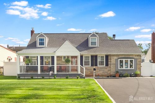 354 Colonia Blvd, Colonia, NJ, 07067-2904 | Card Image