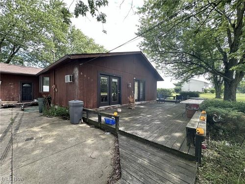 6009 Cinnamon Dr E, West Salem, OH, 44287-9698 | Card Image