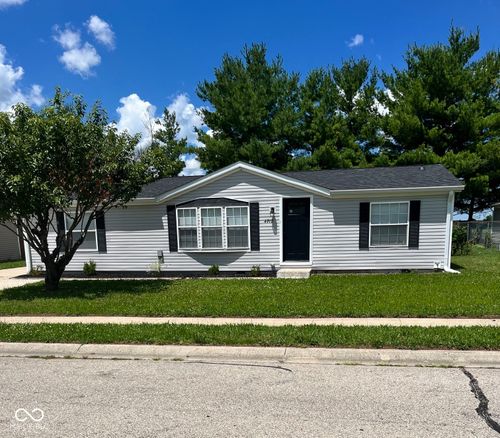 4712 Autumn Ridge Dr, Columbus, IN, 47203-4728 | Card Image