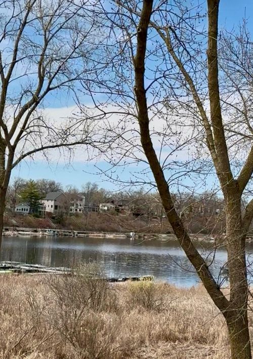 apt-226-1304 W Medicine Lake Dr, Plymouth, MN, 55441-4824 | Card Image