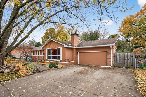 6413 Noble Ave N, Brooklyn Center, MN, 55429-2055 | Card Image