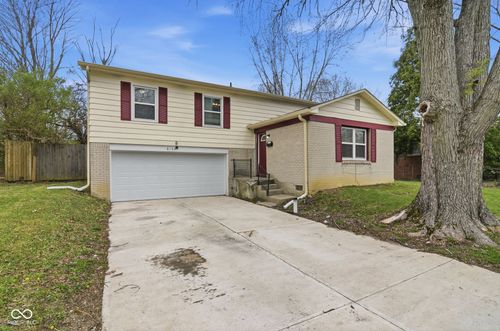 8132 E 34th St, Indianapolis, IN, 46226-6404 | Card Image