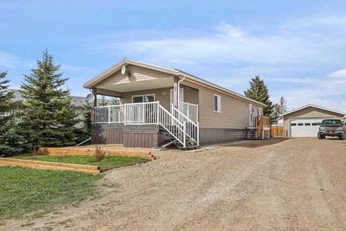 88 Railway Ave, Craigmyle, AB, T0J0T0 | Card Image