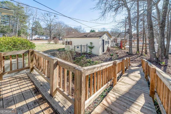 252 Lakeview Dr, House other with 3 bedrooms, 2 bathrooms and 2 parking in Locust Grove GA | Image 34