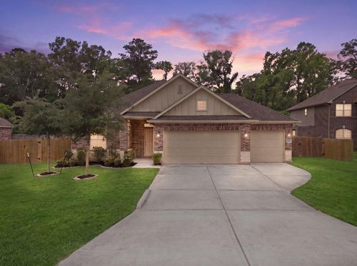 632 W Linnwood Dr, New Caney, TX, 77357-4072 | Card Image