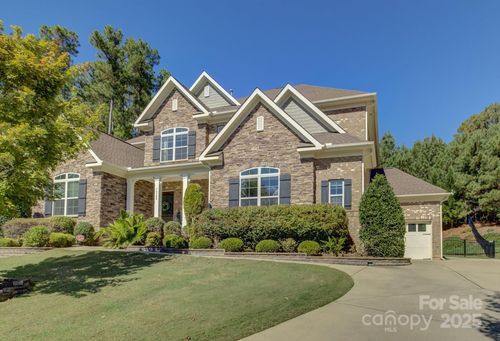 16300 Doves Canyon Ln, Charlotte, NC, 28278-8109 | Card Image
