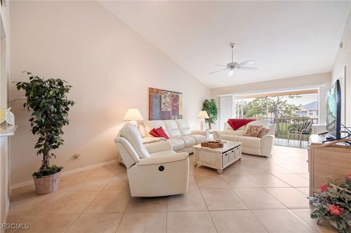 204-774 Wiggins Lake Dr, NAPLES, FL, 34110-6009 | Card Image