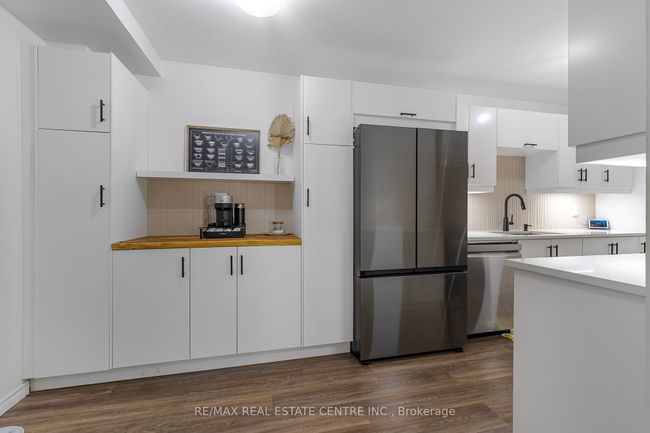 6 - 4 Cedar Dr, Condo with 4 bedrooms, 1 bathrooms and 2 parking in Orangeville ON | Image 25