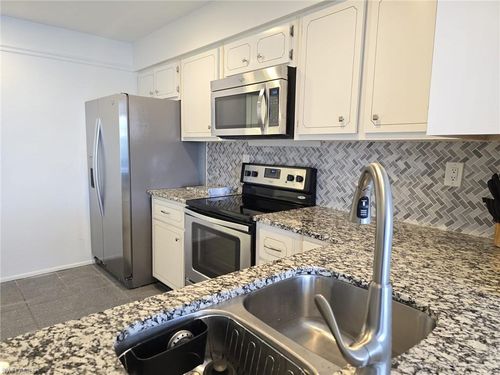apt-202-13511 Stratford Place Cir, FORT MYERS, FL, 33919-5131 | Card Image