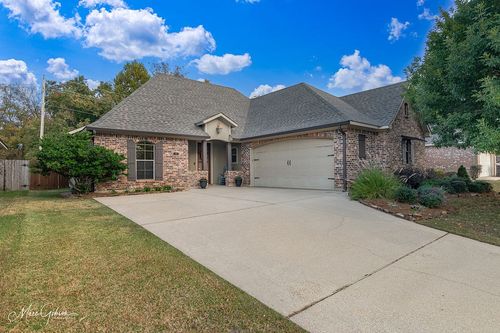 512 Chinquipin Dr, Bossier City, LA, 71111-5176 | Card Image