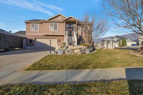1924 Silver Spur Way, Farmington, UT, 84025-2656 | Card Image