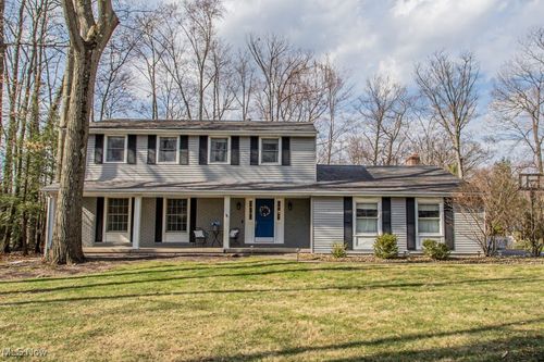 701 Shadowood Ln Se, Warren, OH, 44484-2442 | Card Image