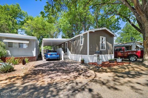 8-689 Whipple St, Prescott, AZ, 86301-1752 | Card Image
