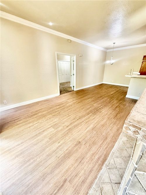unit-105-13110 Creek View Dr, Garden Grove, CA, 92844-1295 | Card Image
