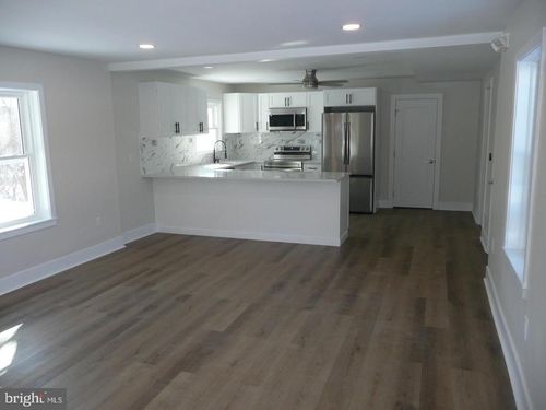 1054 Horsham Rd, NORTH WALES, PA, 19454-1507 | Card Image