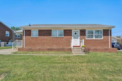1313 Slemp St, Salem, VA, 24153 | Card Image