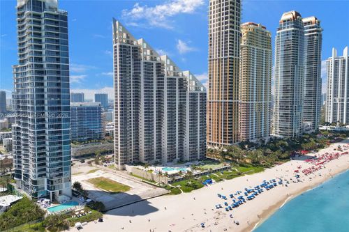 802-17555 Collins Avenue, Sunny Isles Beach, FL, 33160 | Card Image