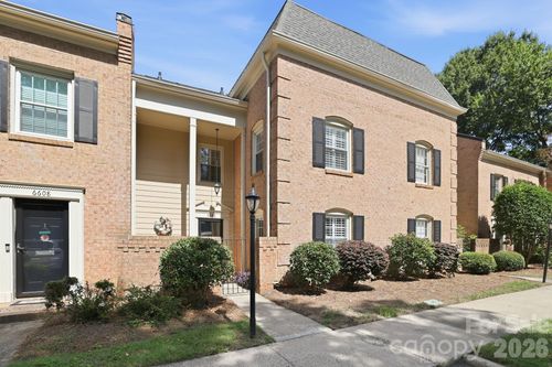 6606 Bunker Hill Cir, Charlotte, NC, 28210-4220 | Card Image