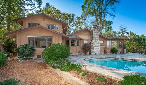 4131 Dry Creek Road, Napa, CA, 94558 | Card Image