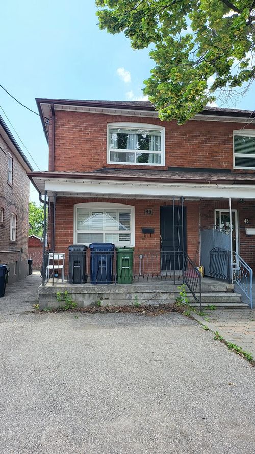 43 Bowie Ave, York, ON, M6E2P2 | Card Image