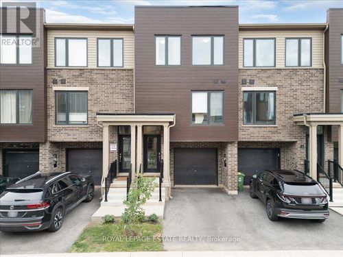 39 Radison Lane, Hamilton, ON, L8H0B5 | Card Image